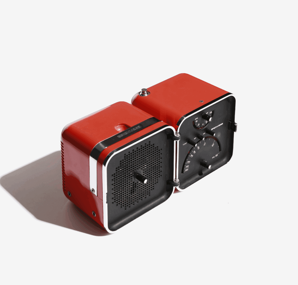 Radio Cubo Brionvega model TS 502, designed in 1964.
Courtesy BasicGallery archive. Photo by Dario Dinocca